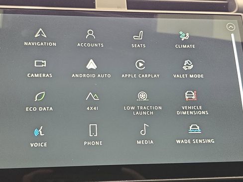 Certified 2025 Land Rover Discovery S image 22