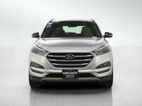 Used 2018 Hyundai Tucson Sport image 8