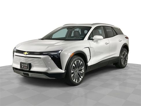 Certified 2024 Chevrolet Blazer EV LT image 1