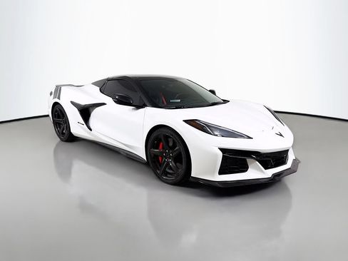 Used 2023 Chevrolet Corvette Z06 w/ Battery Protection Package RWD image 4