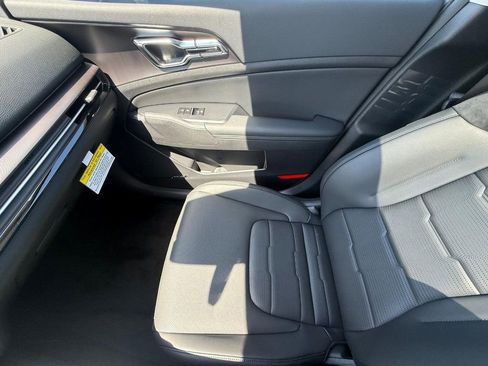 New 2026 Kia Sportage SX Prestige AWD/4WD image 21