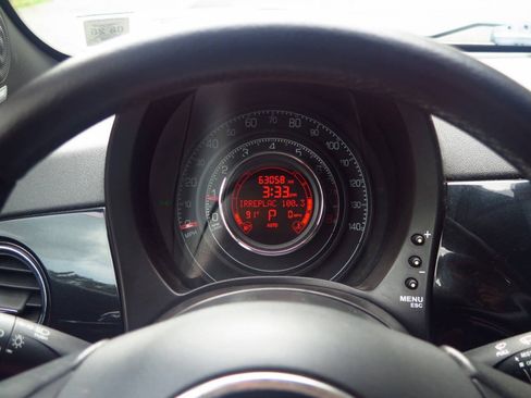 Used 2012 FIAT 500 Sport w/ Safety & Convenience Pkg FWD image 10
