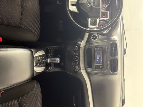 Used 2020 Dodge Journey SE w/ SE Popular Equipment Group image 25