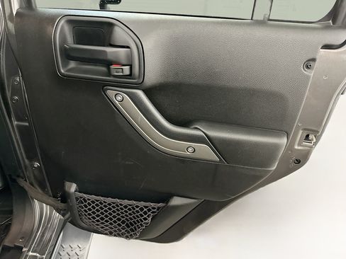 Used 2017 Jeep Wrangler Unlimited Sport AWD/4WD image 31