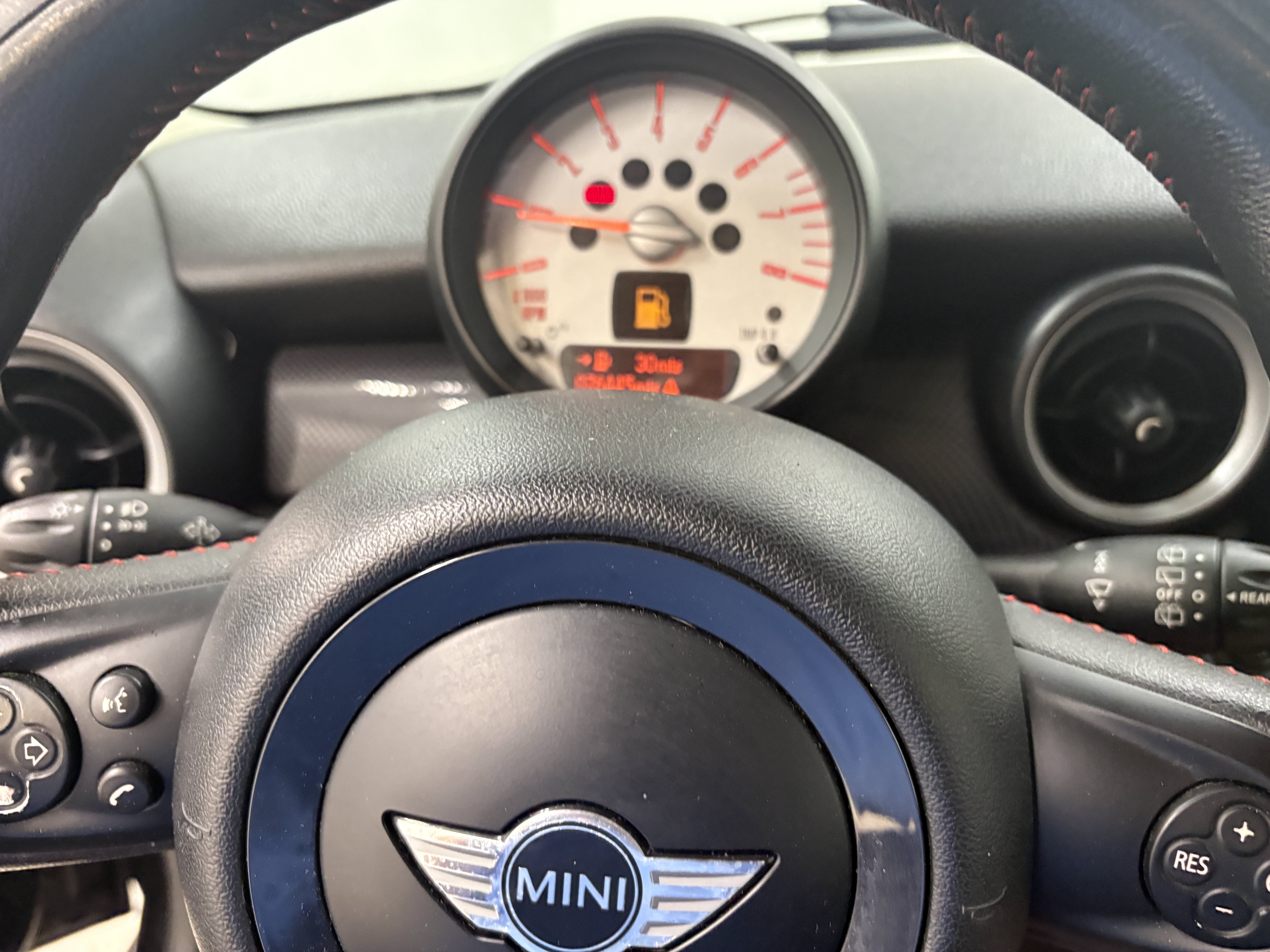 Used 2013 MINI Cooper S FWD image 25