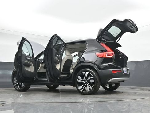 Used 2023 Volvo XC40 B5 Plus w/ Protection Package Premier AWD/4WD image 55