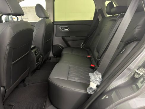 New 2026 Nissan Rogue Platinum w/ Platinum Premium Package image 15