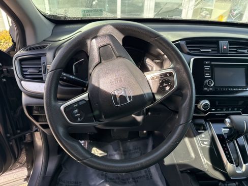 Used 2018 Honda CR-V LX image 11