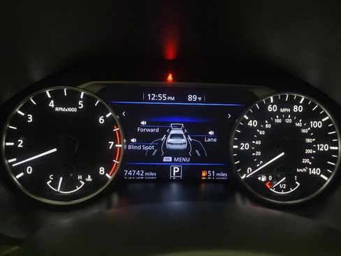 Used 2023 Nissan Altima 2.5 SV FWD image 23