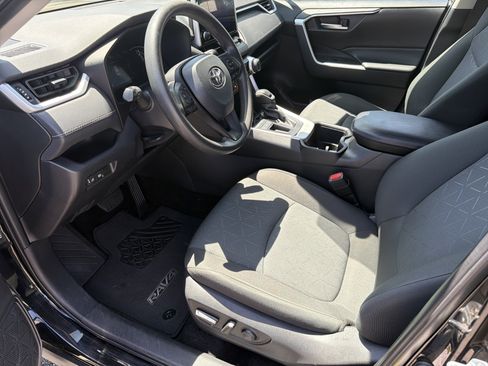 Certified 2024 Toyota RAV4 XLE image 19