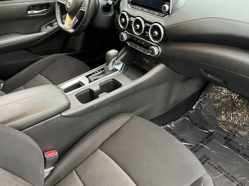 Used 2022 Nissan Sentra SV image 14