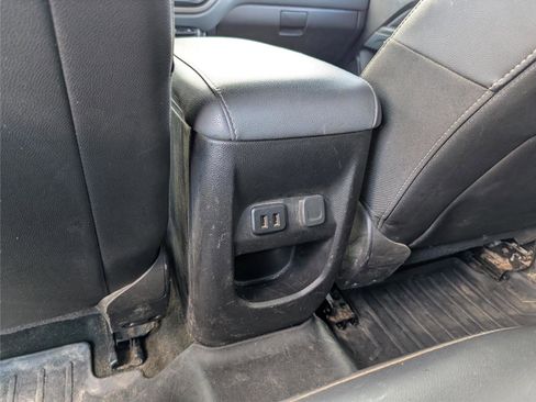 Used 2018 Chevrolet Colorado Z71 AWD/4WD image 31
