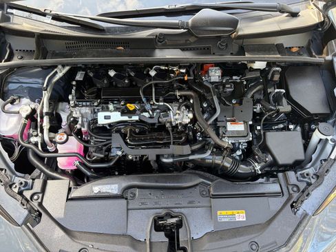 Used 2025 Toyota Prius LE image 25