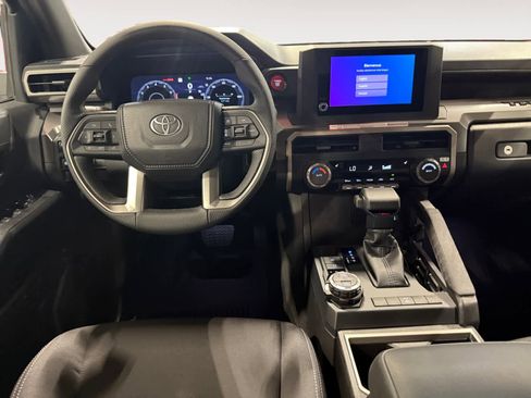 New 2025 Toyota Tacoma TRD Off-Road AWD/4WD image 10