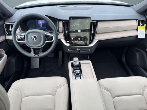 New 2026 Volvo XC90 T8 Plus w/ Protection Package AWD/4WD image 24