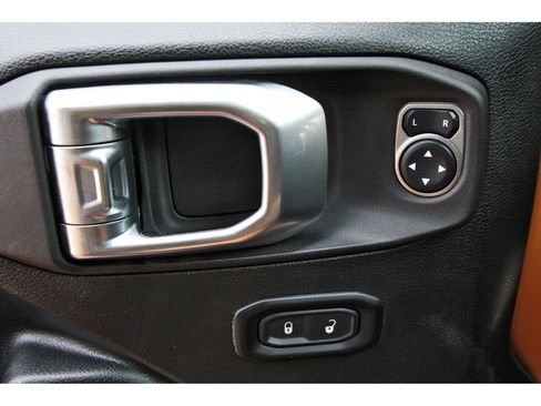 Used 2021 Jeep Wrangler Unlimited Sport AWD/4WD image 20