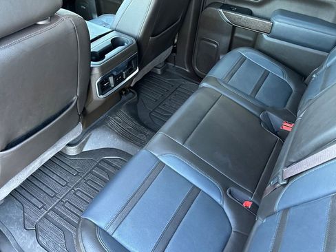 Used 2022 GMC Sierra 2500 Denali w/ Denali Ultimate Package AWD/4WD image 12