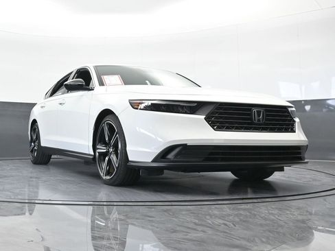 Used 2023 Honda Accord Sport image 57