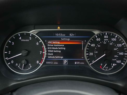 Used 2024 Nissan Sentra SV FWD image 22