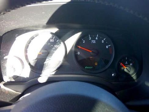 Used 2011 Jeep Patriot Latitude image 6