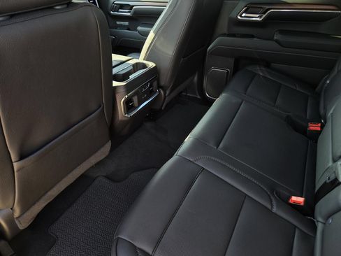 Used 2026 GMC Sierra 1500 Denali w/ Denali Reserve Package AWD/4WD image 6