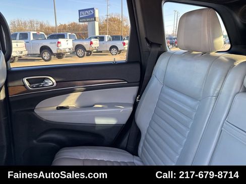 Used 2018 Jeep Grand Cherokee Limited image 62