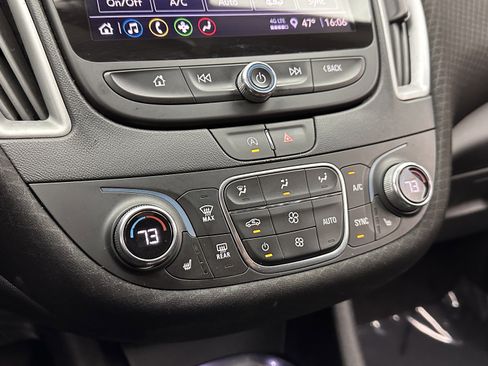 Used 2023 Chevrolet Malibu LT image 15