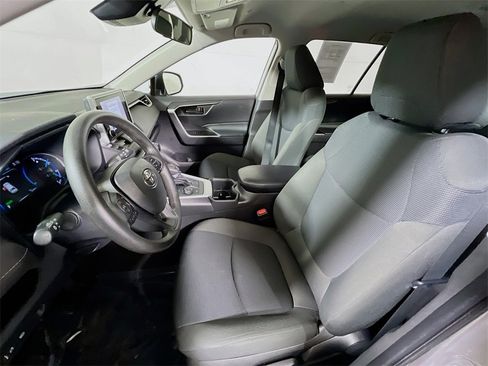 Certified 2023 Toyota RAV4 LE image 19