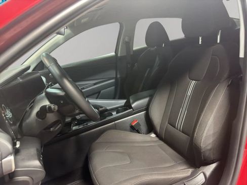 Used 2023 Hyundai Elantra SEL w/ Convenience Package FWD image 11