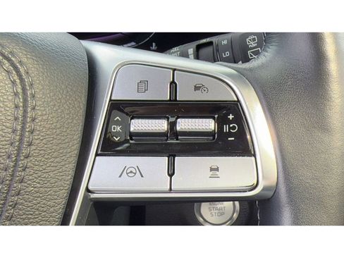 Used 2024 Kia Telluride EX w/ EX Captain's Chair Package AWD/4WD image 30