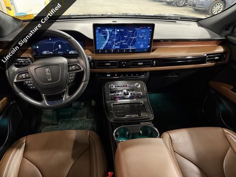 Certified 2023 Lincoln Nautilus Reserve image 32