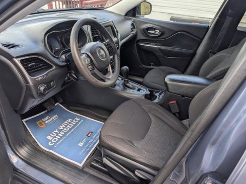 Used 2020 Jeep Cherokee Latitude image 5