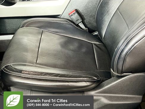 Used 2015 Ford F150 Lariat w/ Equipment Group 502A Luxury image 22