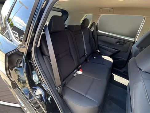 New 2026 Nissan Rogue S image 10