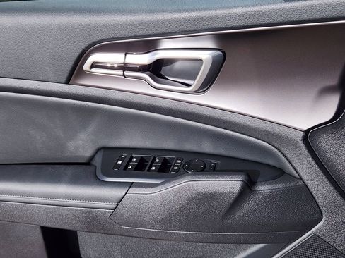 New 2026 Kia Sportage EX image 6