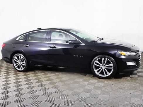 Used 2022 Chevrolet Malibu Premier FWD image 17