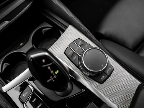 Used 2019 BMW 540i w/ M Sport Package RWD image 29