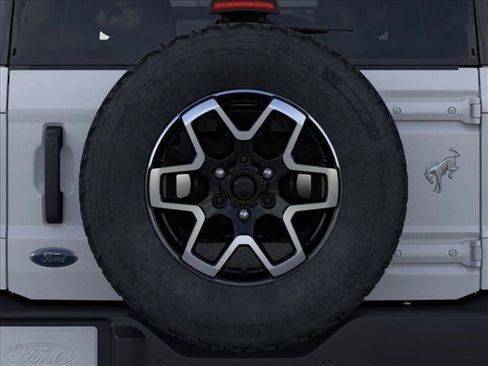 New 2026 Ford Bronco Outer Banks AWD/4WD image 24