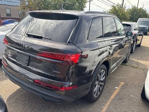 Used 2023 Audi Q7 2.0T Premium Plus w/ Premium Plus Package AWD/4WD image 8
