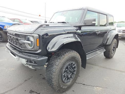 Used 2024 Ford Bronco Raptor AWD/4WD image 2