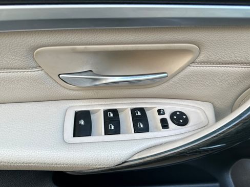 Used 2017 BMW 430i Convertible RWD image 11