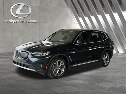 Used 2023 BMW X3 sDrive30i RWD image 3
