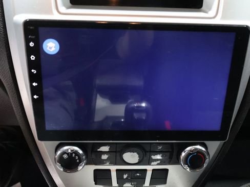 Used 2011 Ford Fusion SE image 26