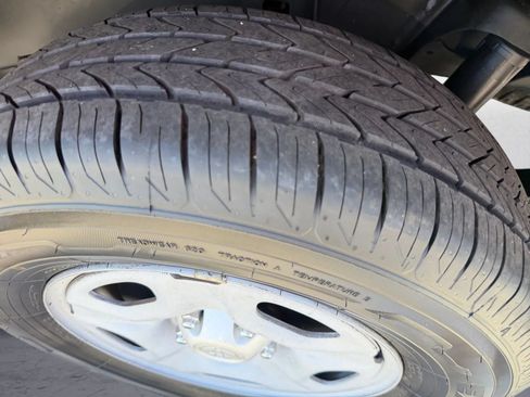 Used 2013 Toyota Tacoma 2WD Access Cab image 32