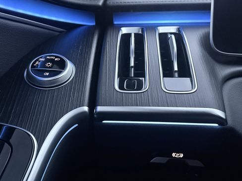 Used 2023 Mercedes-Benz S 580 4MATIC Sedan image 80