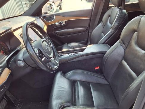 Used 2017 Volvo XC90 T6 Inscription w/ Vision Package AWD/4WD image 10