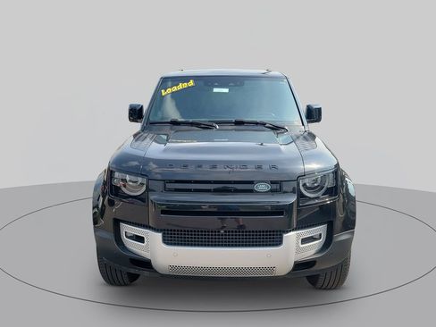 Used 2025 Land Rover Defender 110 S AWD/4WD image 8