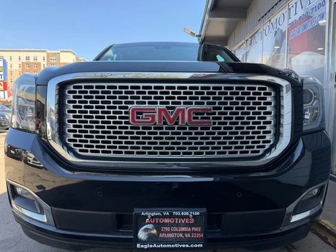 Used 2017 GMC Yukon XL Denali w/ Open Road Package image 8