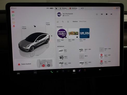 Used 2023 Tesla Model 3 Standard Range image 39