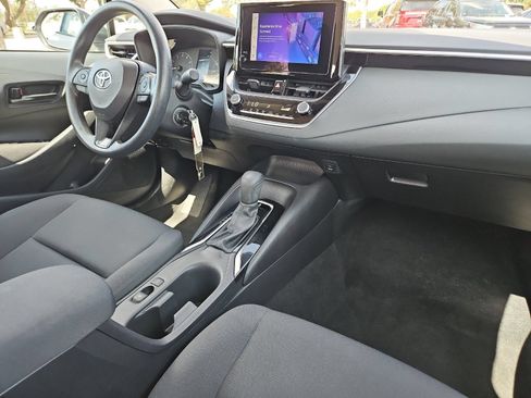 Certified 2025 Toyota Corolla LE FWD image 14